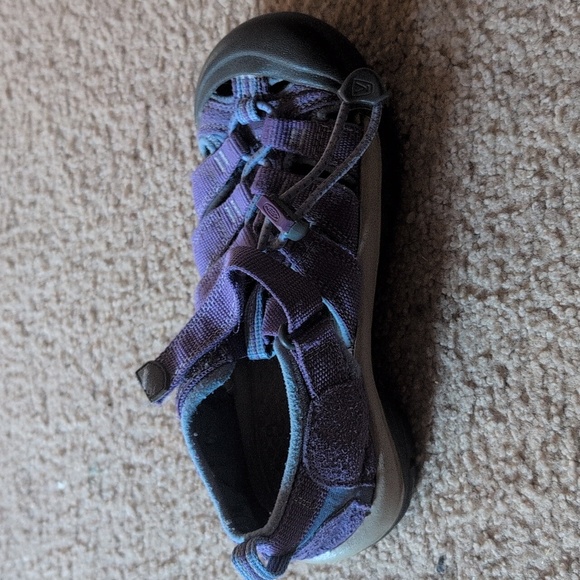 Keens Purple Sandals Size Girls 1 - Picture 8 of 10
